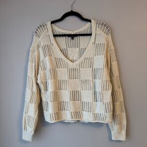 NWOT Women’s Vans ‘Alma’ V Neck Sweater size Small